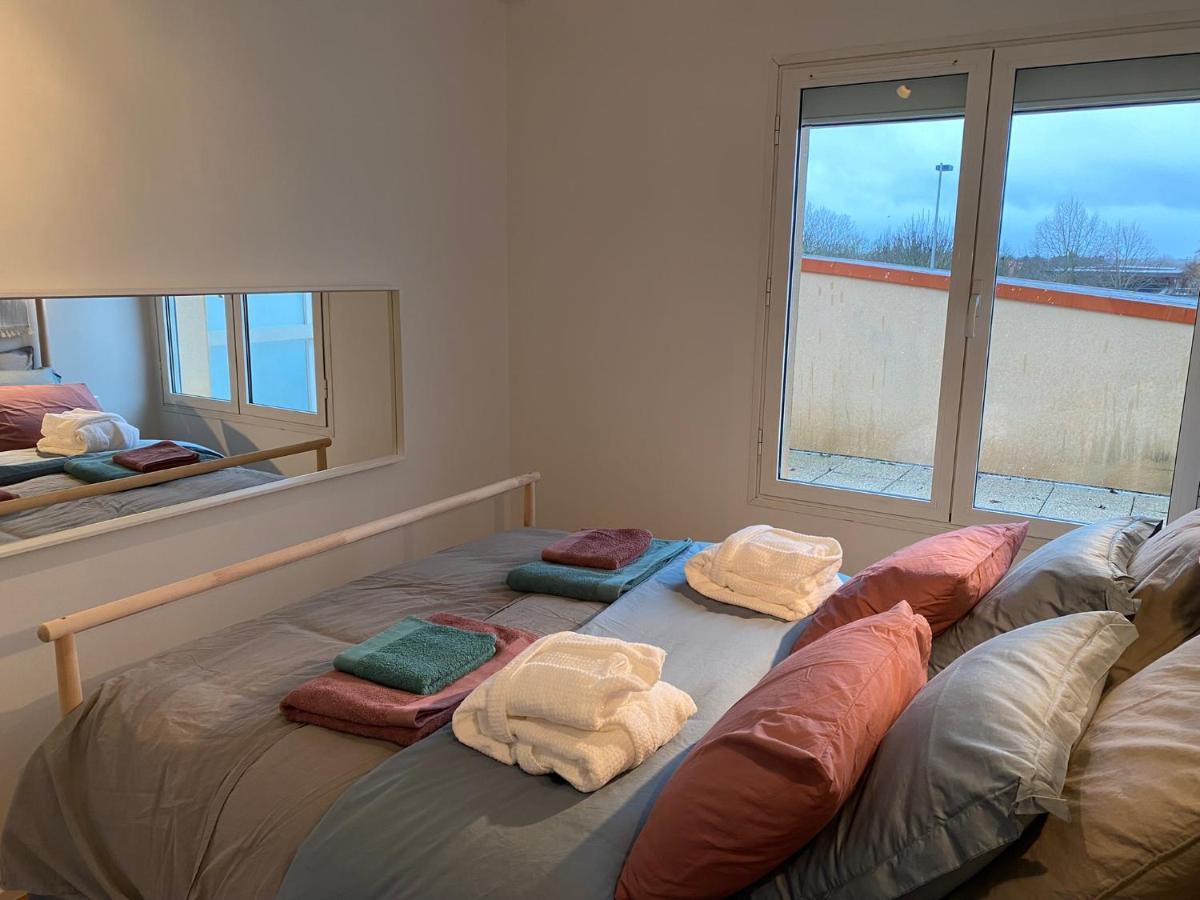 Appartement 2 Pieces De 44M² En Centre Ville Magny les Hameaux Bagian luar foto